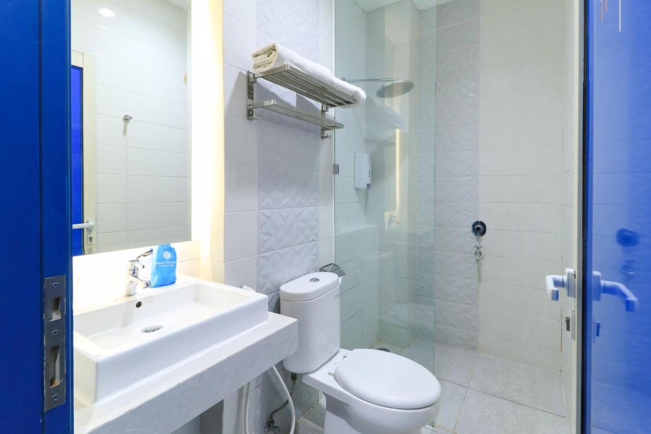 Hotel Berlian International Surabaya Exterior photo